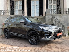 Mitsubishi Outlander - 2.0 Instyle+ 4WD 7P Automaat BLACK-LINE Navi Sch-Dak 360C Camera Trekhaak