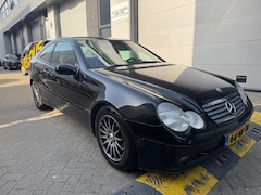 Mercedes-Benz C-klasse Sportcoupé - 180 K. Amice
