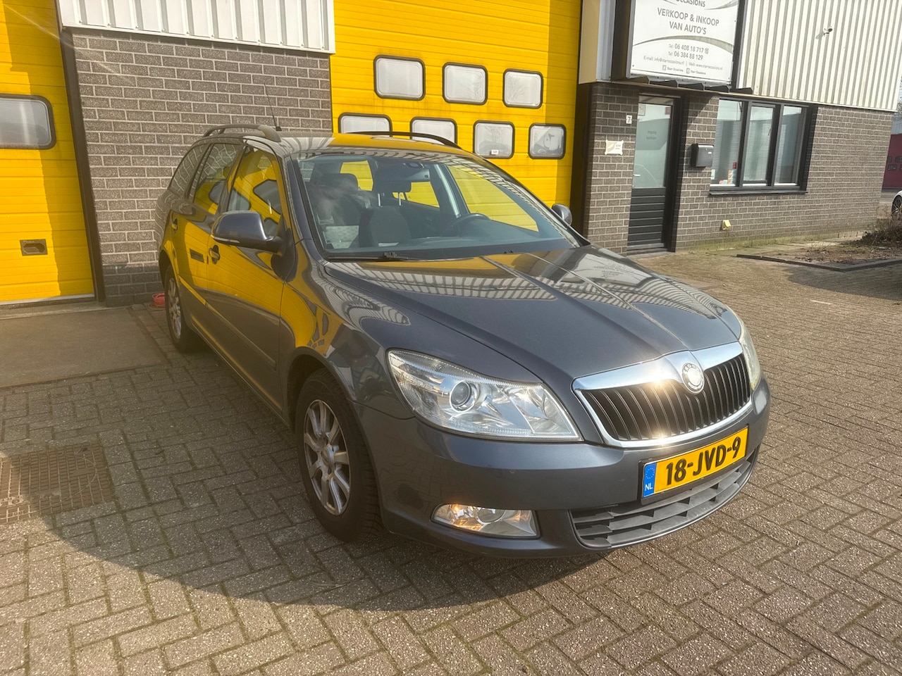 Skoda Octavia Combi - 1.4 TSI Ambition Business Line|DSG|APK - AutoWereld.nl