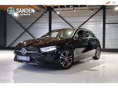 Mercedes-Benz A-klasse - 180 Business Line|Automaat|Navi|LED|Camera|Leder|Verwarmbare stoelen|Donkere hemel|17inch
