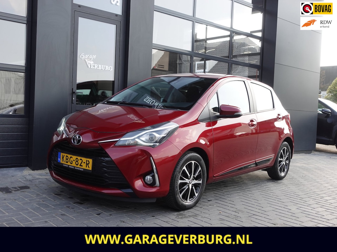 Toyota Yaris - 1.5 VVT-i Executive (Navi/Carplay,Camera,Stoelverwarming,Keyless) - AutoWereld.nl