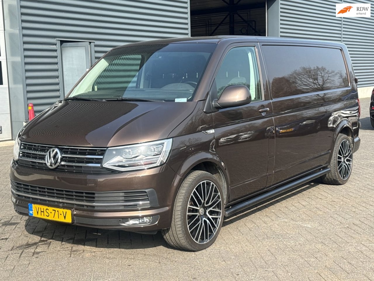 Volkswagen Transporter - 2.0 TDI L2H1 2.0 TDI L2H1, trekhaak, airco - AutoWereld.nl