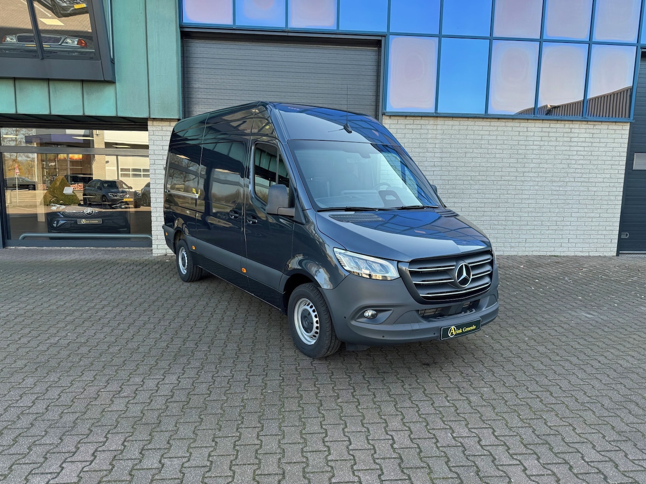 Mercedes-Benz Sprinter - 317 L2H2 2x Schuifdeur Alarm kl3 Adaptieve cruise Digitale binnenspiegel Pro Trekhaak 3.5T - AutoWereld.nl
