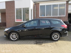 Ford Focus Wagon - 1.0 Trend Edition MOTORSCHADE