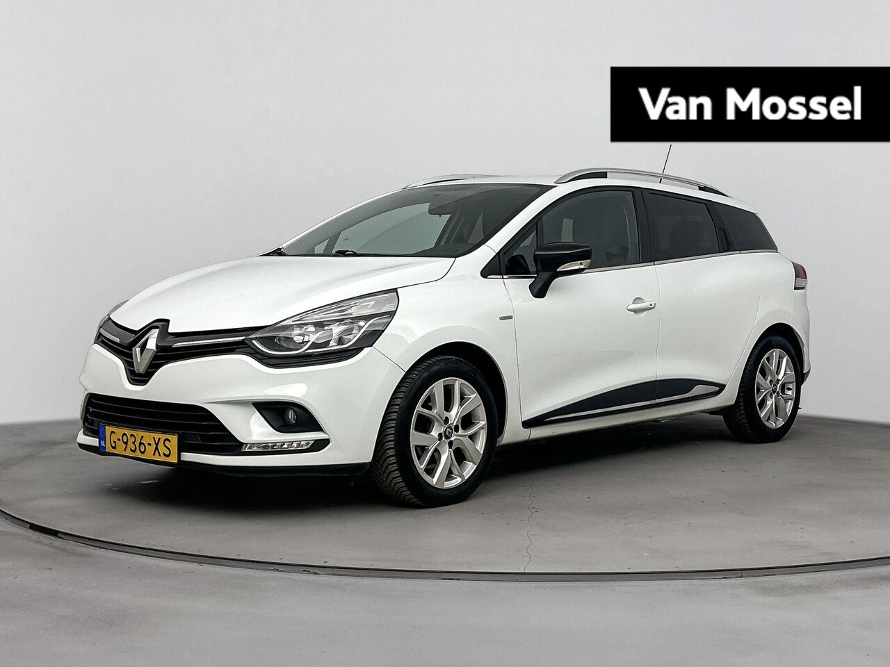 Renault Clio Estate - 0.9 TCe Limited 90PK | Navigatie | Parkeersensoren | Lichtmetalen Velgen | Cruise Control - AutoWereld.nl