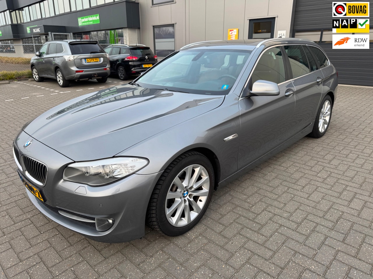 BMW 5-serie Touring - 520d High Executive 520d High Executive - AutoWereld.nl