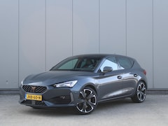 CUPRA Leon - 1.4 e-Hybrid 245pk VZ Business | Pano | Bucket Seats | 19-Inch Velgen | Winter Pack | Beat