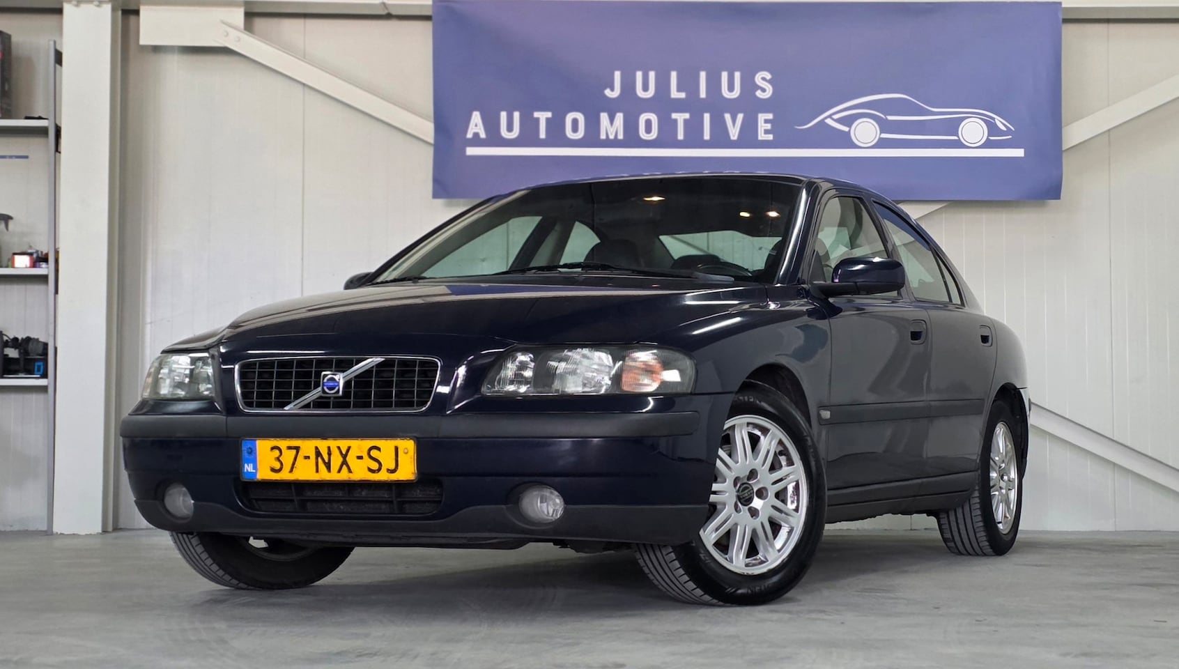 Volvo S60 - 2.4 Trekhaak Clima Garantie Nieuwe APK! - AutoWereld.nl