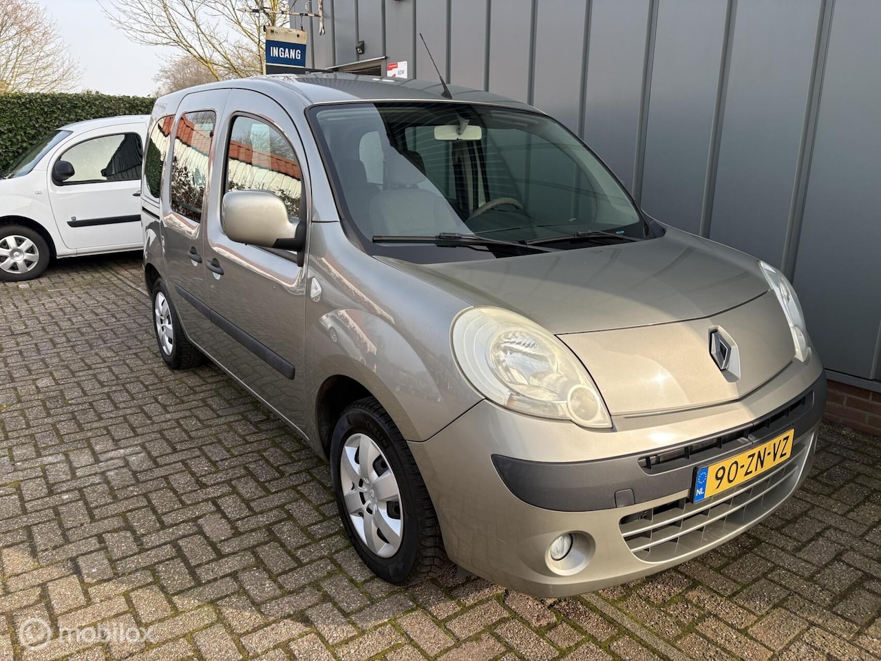 RENAULT KANGOO