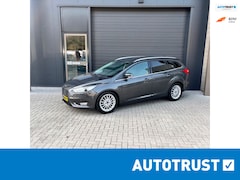 Ford Focus Wagon - 125pk Titanium XENON | CARPLAY | SYNC 3 | NAVI | STOELVERWARMING | STUURVERW | PARKASSIST