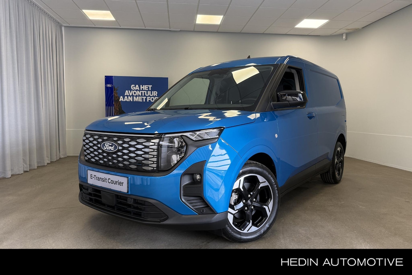 Ford Transit Courier - E-Transit Limited 44 kWh - AutoWereld.nl
