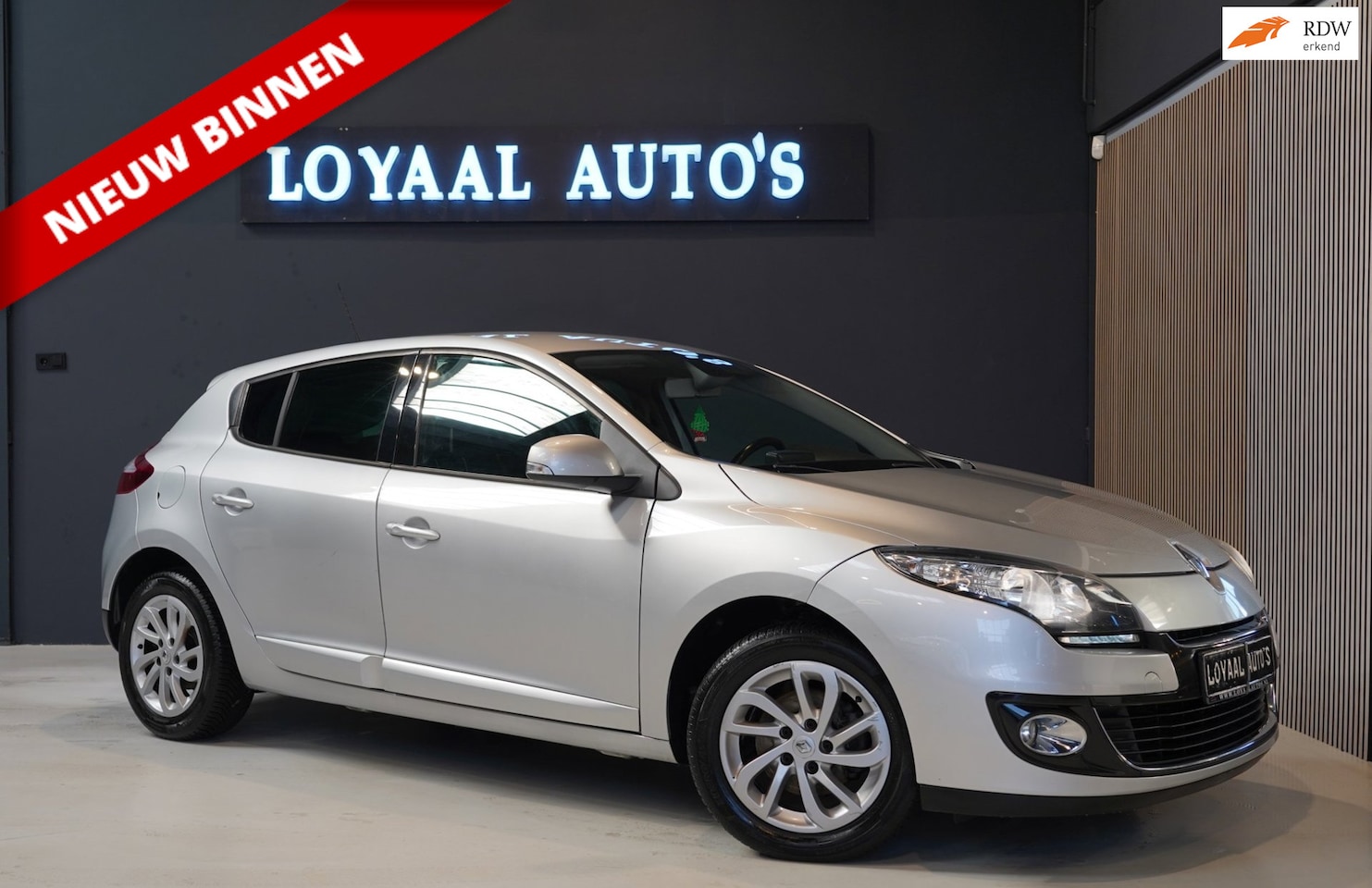 Renault Mégane - 1.2 TCe Authentique | NAVI | CRUISE | AIRCO | ELEK.RAMEN | APK. - AutoWereld.nl