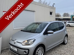 Volkswagen Up! - 1.0 High UP Navigatie Airco APK-New