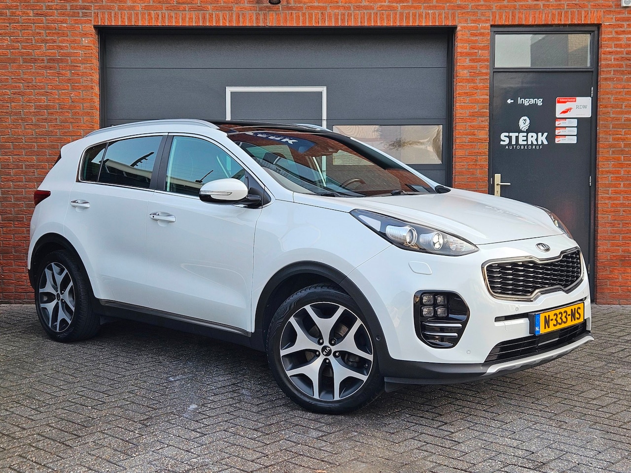 Kia Sportage - 1.6 T-GDI 4WD GT-Line PlusLine Pano Trekhaak Leer 19" - AutoWereld.nl