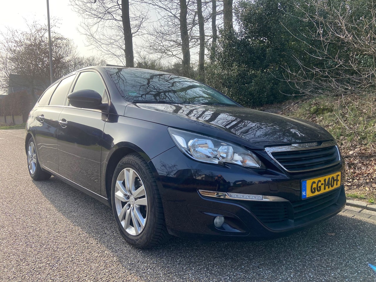 Peugeot 308 SW - 1.6 BlueHDI Blue Lease Executive 1.6 BlueHDI Blue Lease Executive, BJ`2014, trekhaak! - AutoWereld.nl