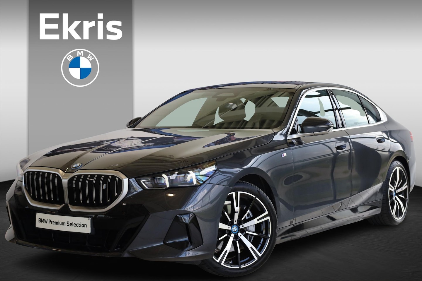 BMW i5 - Sedan eDrive40 | M Sport | Glazen Panoramadak | Trekhaak Elektrisch | 20" M Sterspaak | St - AutoWereld.nl