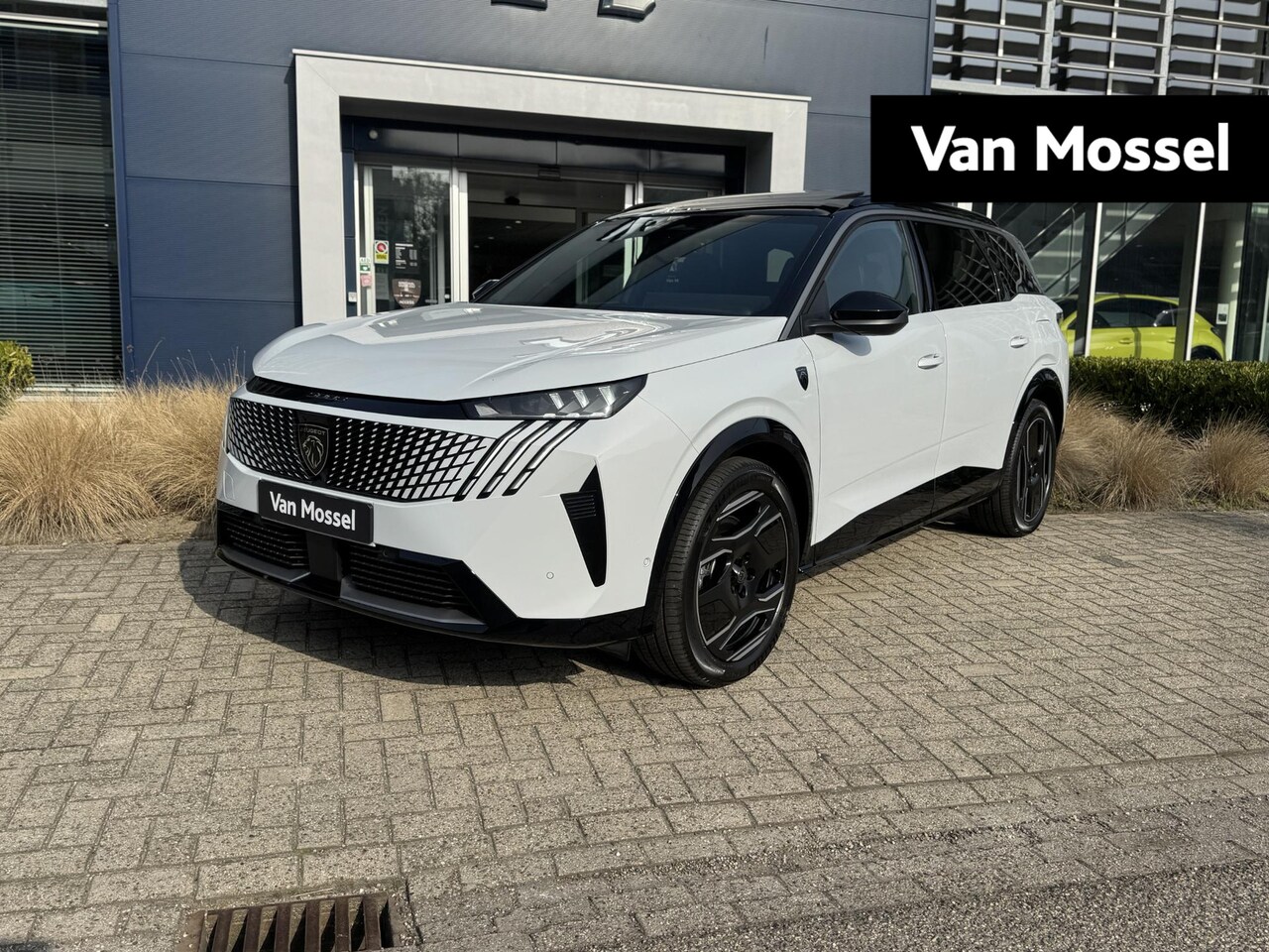 Peugeot e-5008 - Launch Edition Dual Motor 73 kWh l Voorraad l Leder Nappa l Panorama dak - AutoWereld.nl