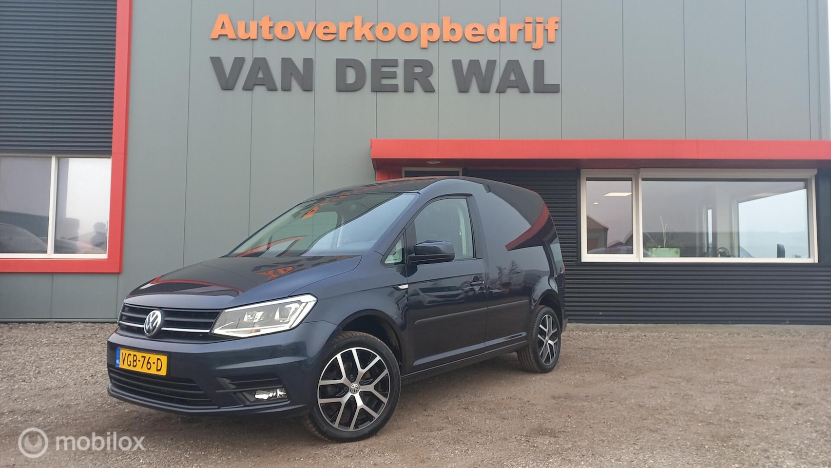 Volkswagen Caddy - Bestel 2.0 TDI L2H1 BMT C-Edition - AutoWereld.nl