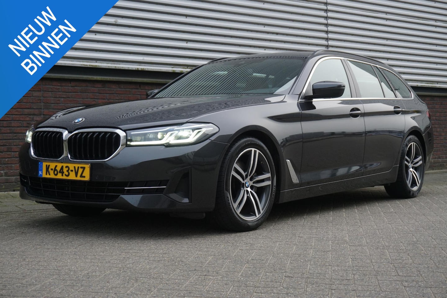 BMW 5-serie Touring - 520i Business Edition Plus 520i Business Edition Plus - AutoWereld.nl