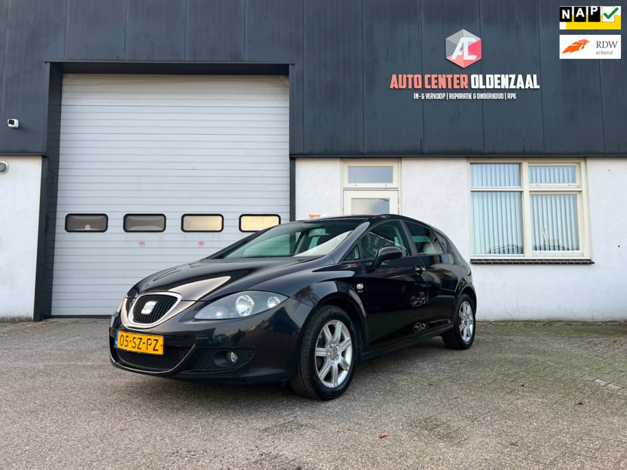 SEAT Leon - 2.0 FSI Businessline |Airco|Cam|5Drs - AutoWereld.nl