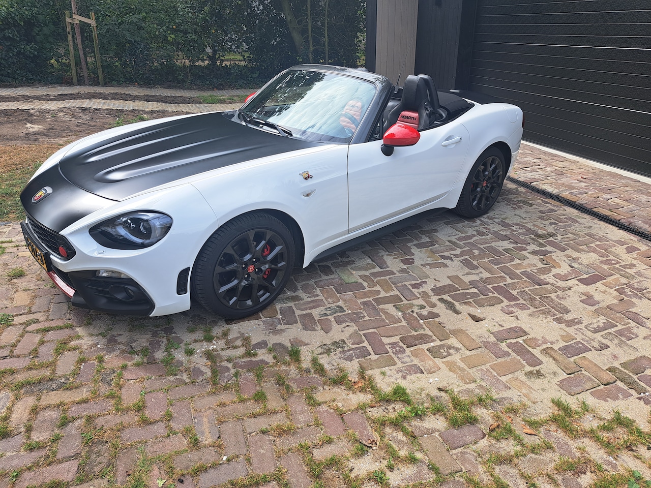 Fiat 124 Spider - 1.4 MultiAir Turbo Abarth - AutoWereld.nl