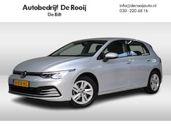 Volkswagen Golf - 1.0 eTSI Life DSG | Navigatie Pro | Cruise Control | Lichtmetalen velgen