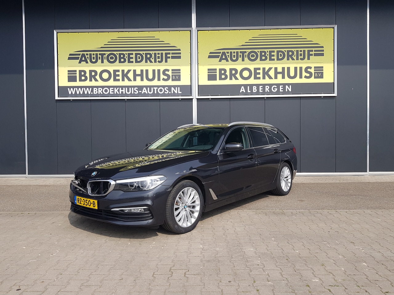 BMW 5-serie Touring - 520d Executive 520d Executive - AutoWereld.nl