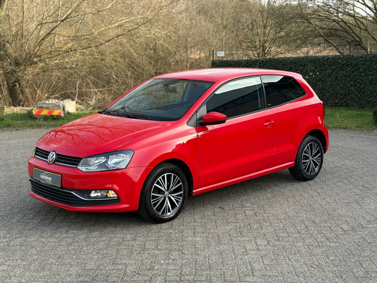 Volkswagen Polo - 1.0 High Line I PDC I CLIMA I UNIEKE KM I ZEER MOOI I ALLSTAR - AutoWereld.nl
