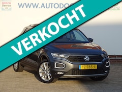 Volkswagen T-Roc - 1.0 TSI Style|Pano|Trekhaak|Camera|Adaptive