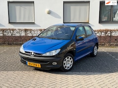 Peugeot 206 - 1.4 Air-line AUTOMAAT AIRCO APK
