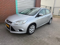 Ford Focus - 1.6 TDCI ECOnetic Lease Trend NAV.+ Airco Bj:2013 NAP