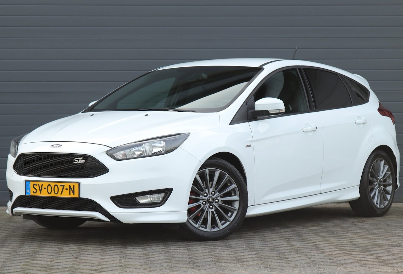 Ford Focus - 1.0 Titanium ST-line - AutoWereld.nl