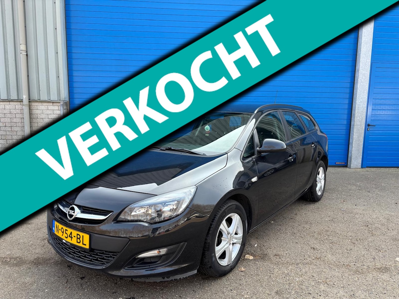 Opel Astra Sports Tourer - 1.4 Berlin 1.4 Berlin nieuwstaat - AutoWereld.nl