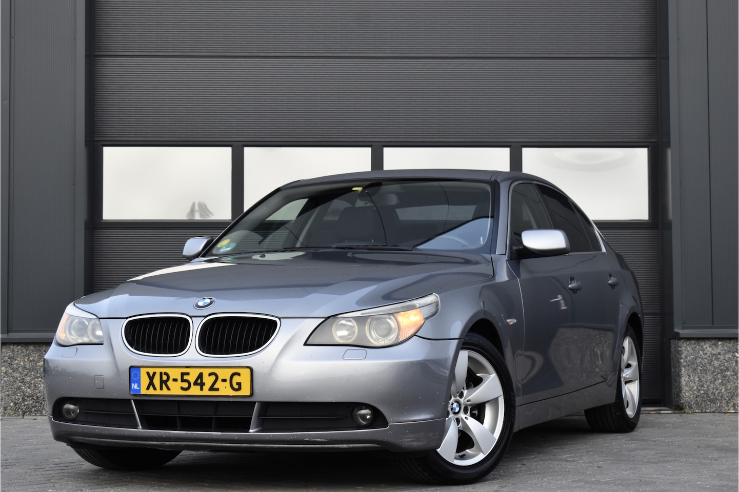 BMW 5-serie - 520i Executive Xenon - Trekhaak - Schuif-dak - AutoWereld.nl