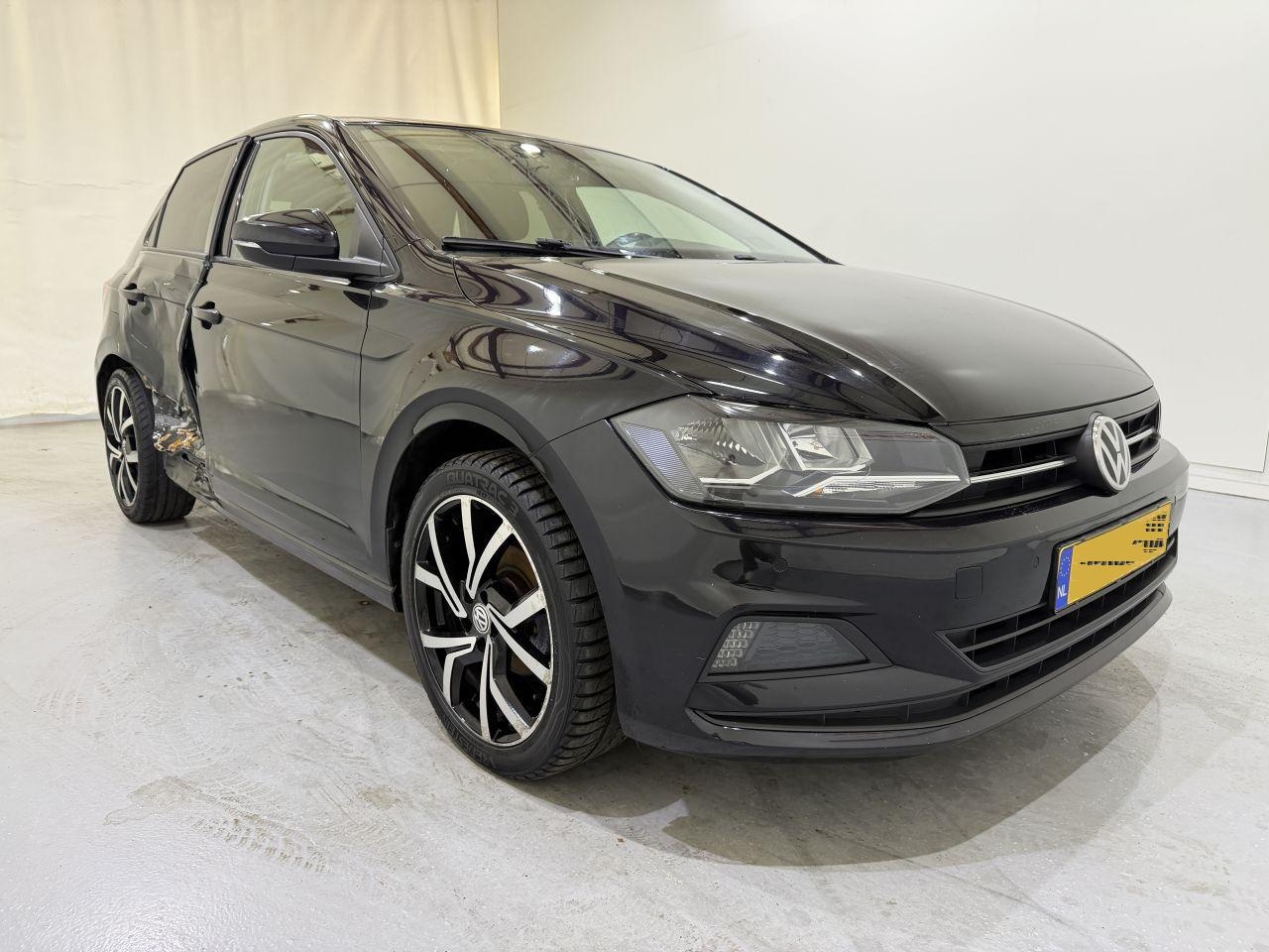 Volkswagen Polo - HB VI 1.0 TSI Highline Pano - AutoWereld.nl