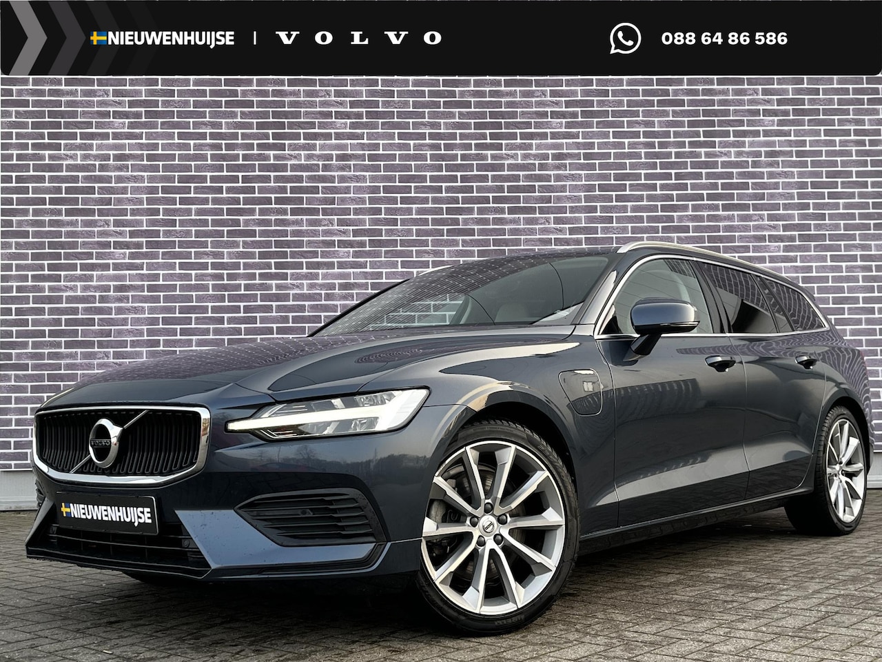 Volvo V60 - 2.0 T6 Twin Engine AWD Momentum Pro | Plug-in Hybrid (PHEV) | Harman Kardon Audio | Ledere - AutoWereld.nl
