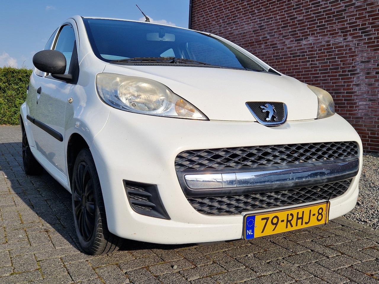 Peugeot 107 - 1.0-12V XR 1.0-12V XR - AutoWereld.nl