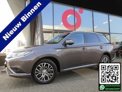 Mitsubishi Outlander - 2.4 PHEV Pure | AUTOMAAT | 240 PK | 4WD | TREKHAAK | 1E EIGENAAR | DEALER ONDERHOUDEN |