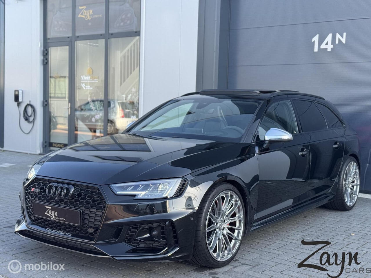Audi RS4 - Avant 2.9 TFSI RS 4 quattro - AutoWereld.nl