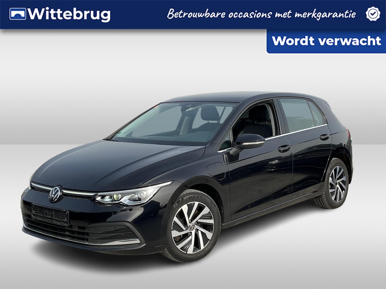 Volkswagen Golf - 1.4 DSG 204pk eHybrid Style / Panoramadak / Memory Seats / Trekhaak / 16'' LMV - AutoWereld.nl