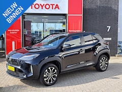 Toyota Yaris Cross - 1.5 Hybrid 115 First Edition COMFORT PACK PDC V+A BLIND SPOT AD CRUISE