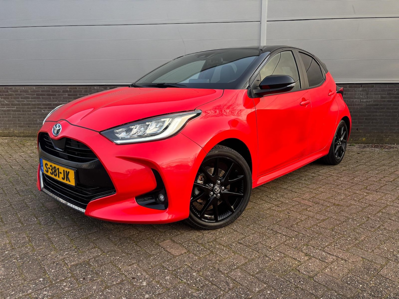 Toyota Yaris - 1.5 Hybrid Executive Limited Automaat - AutoWereld.nl