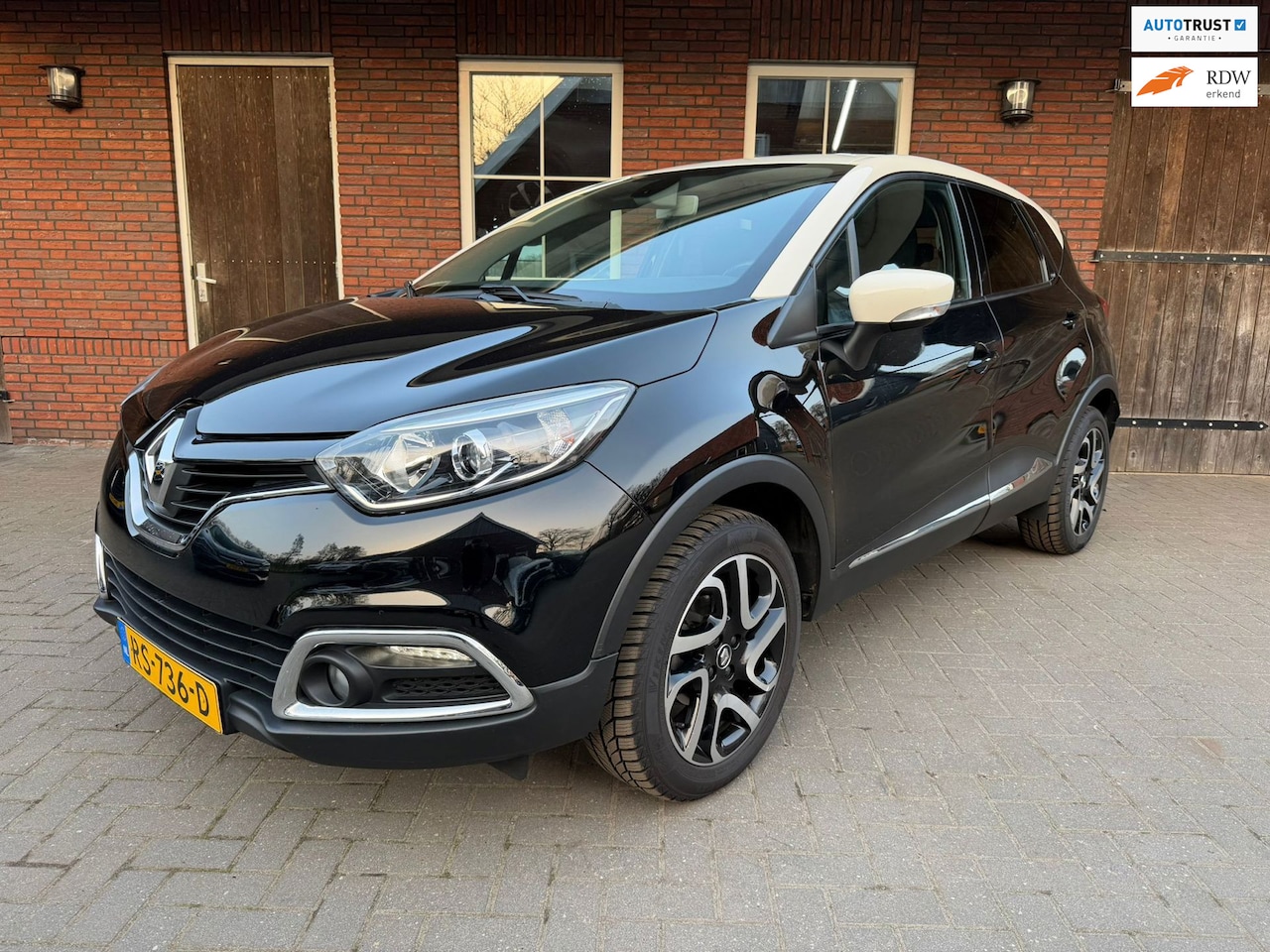 Renault Captur - 0.9 TCe Dynamique |Trekhaak| PDC| Keyless|| Climate control - AutoWereld.nl