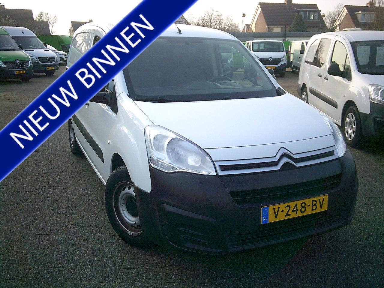 Citroën Berlingo - 1.6 BlueHDI 100 Club S&S VOORZIEN VAN AIRCO+CRUISE !! BTW VRIJ !!! - AutoWereld.nl
