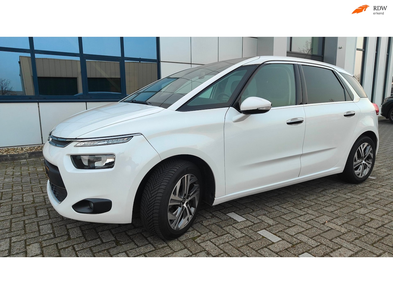Citroën C4 Picasso - 1.6 HDi Intensive complete onderhoudshistorie! nieuwe APK - AutoWereld.nl