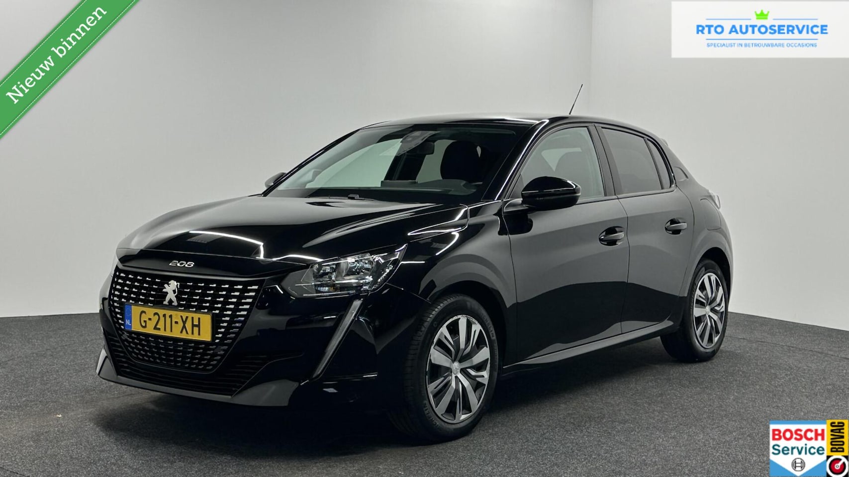 Peugeot 208 - 1.2 PureTech Blue Lease Active NIEUWE DISTRIBUTIERIEM CARPLAY NAVI. - AutoWereld.nl