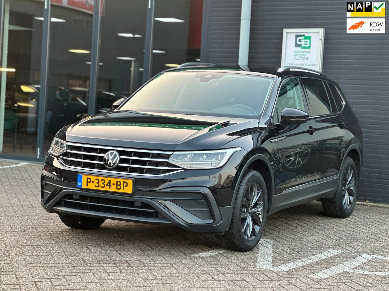 Volkswagen Tiguan Allspace - 1.5 TSI Life 7p./CAMERA/CARPLAY/NAVI/NL-AUTO NAP!! - AutoWereld.nl