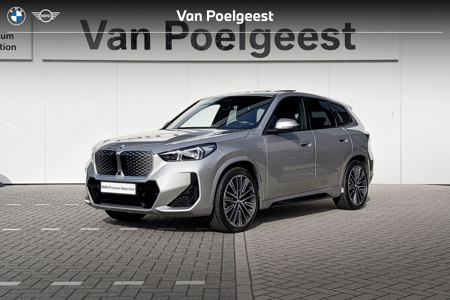 BMW iX1 - xDrive30 | Innovation Pack | M Sport | Panoramadak - AutoWereld.nl