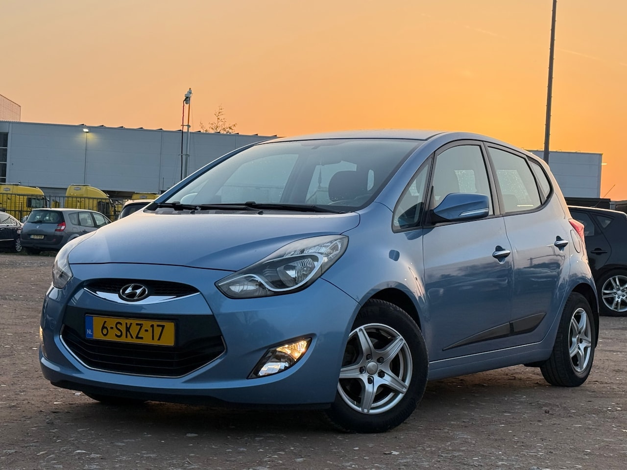 Hyundai ix20 - 1.4i i-Motion/ VELGEN/ ZUINIG - AutoWereld.nl