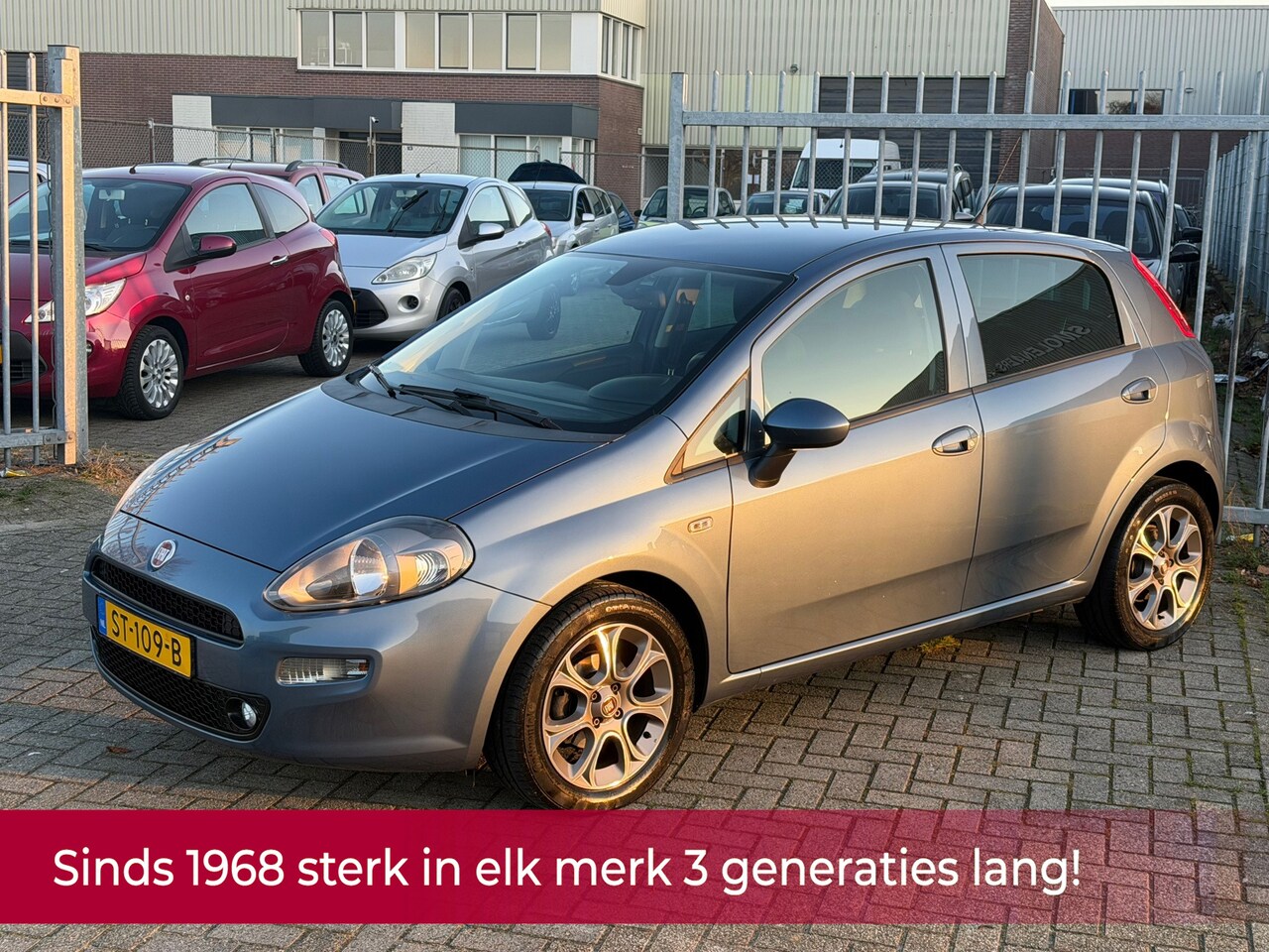 Fiat Punto Evo - 0.9 TwinAir Sempre TURBO 100PK 5 deurs! NL AUTO NAP! 1e EIGENAAR! AIRCO ECC l NAVI l PDC l - AutoWereld.nl